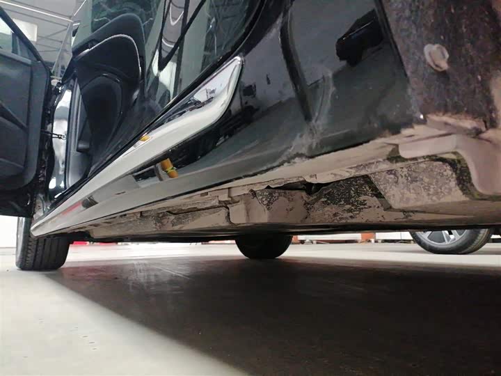 Фото 22 - Toyota Camry