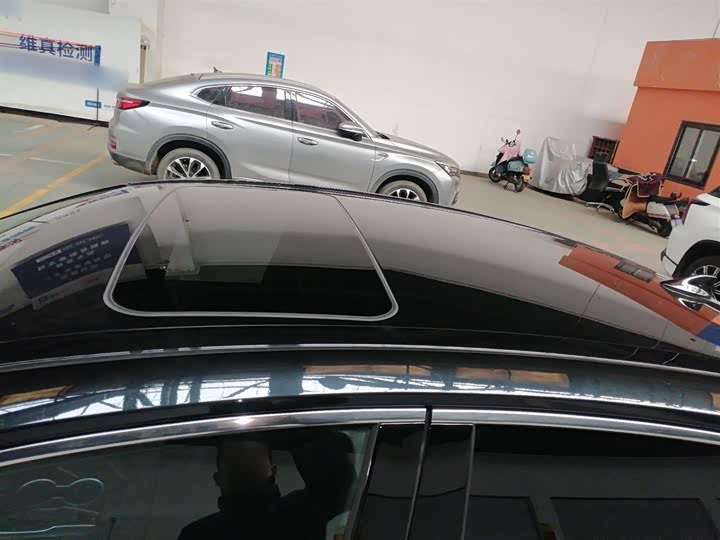 Фото 27 - Toyota Camry