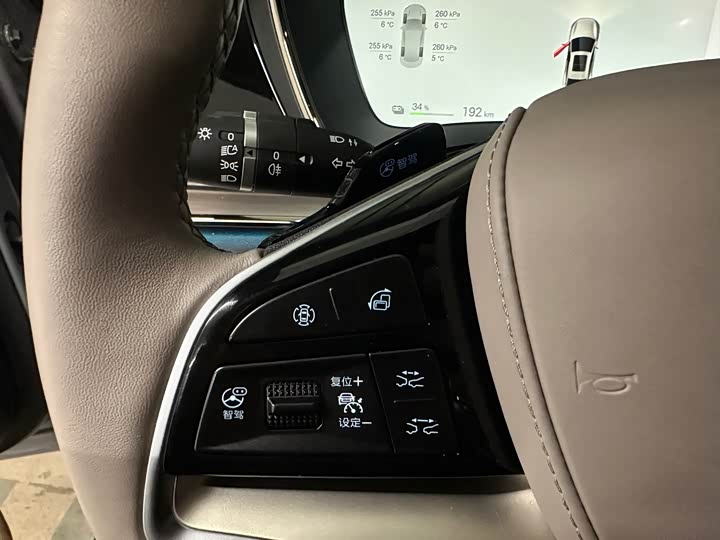 Фото 17 - BYD Han