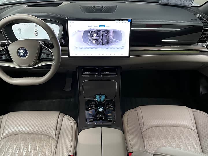 Фото 24 - BYD Han