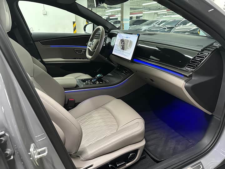 Фото 27 - BYD Han