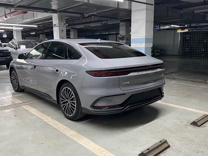 Фото 4 - BYD Han