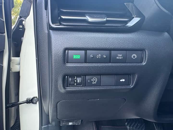 Фото 21 - Nissan Sylphy