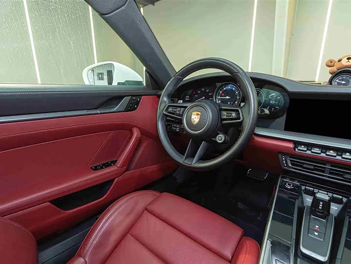 Фото 16 - Porsche 911