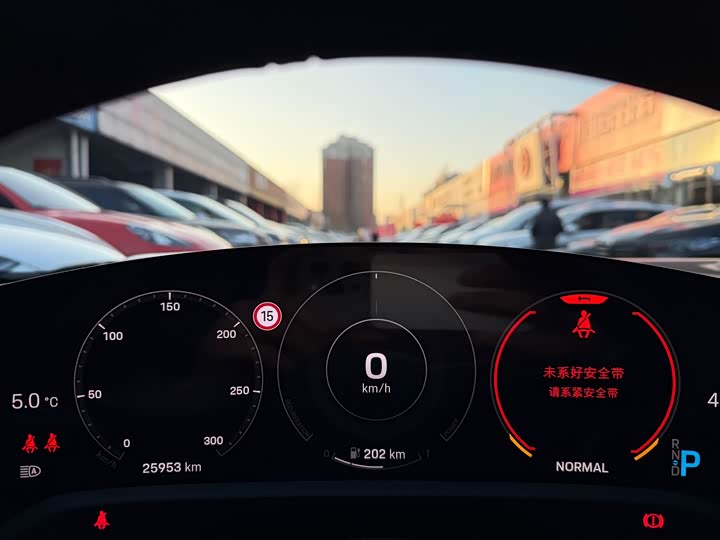 Фото 16 - Porsche Taycan