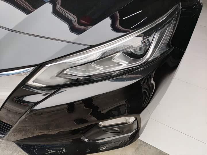 Фото 24 - Nissan Teana