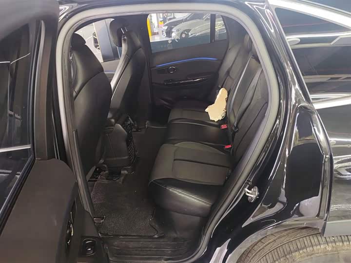 Фото 17 - Nio EC6