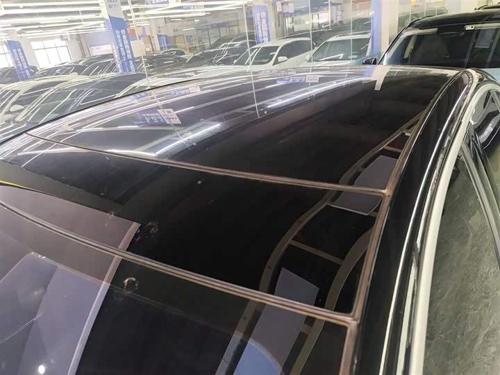 Фото 27 - Nio EC6