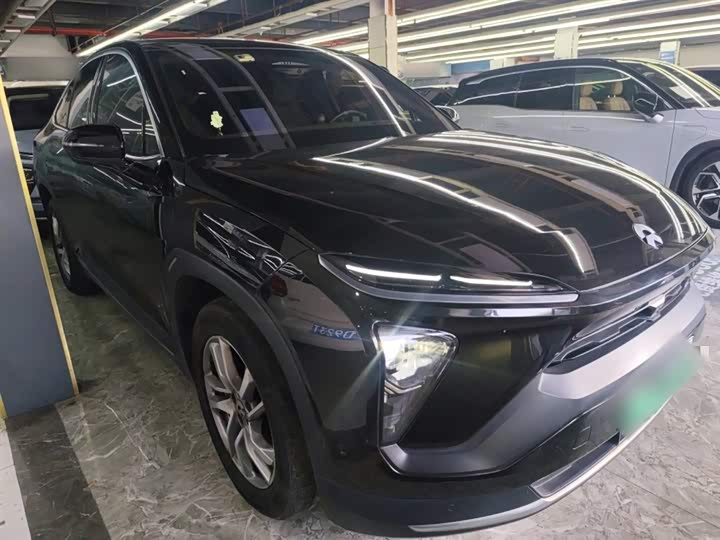 Фото 4 - Nio EC6