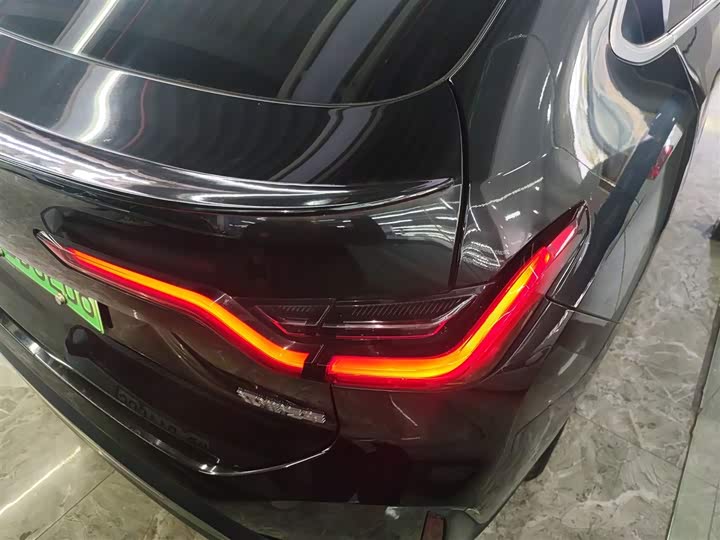 Фото 8 - Nio EC6