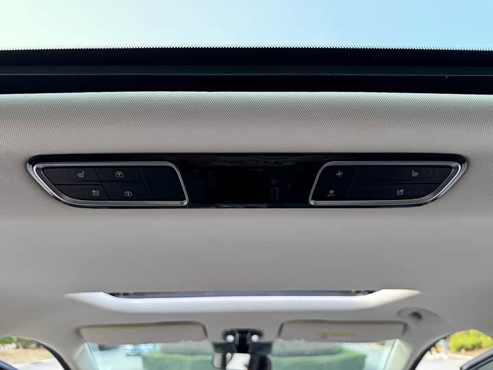 Фото 27 - GAC Trumpchi E8