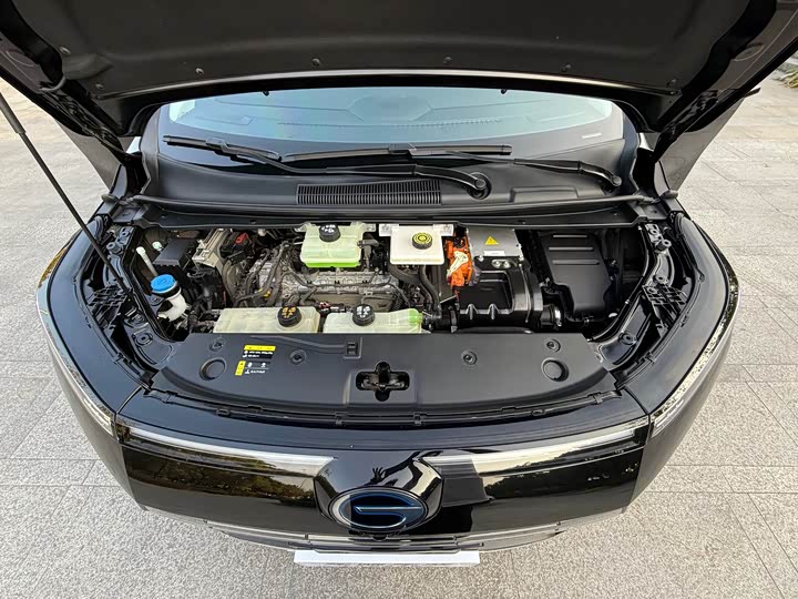 Фото 30 - GAC Trumpchi E8