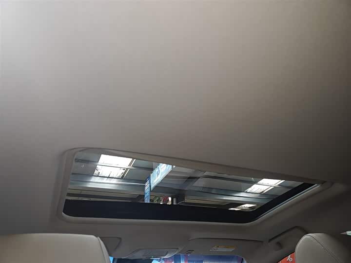 Фото 18 - Buick GL8 ES