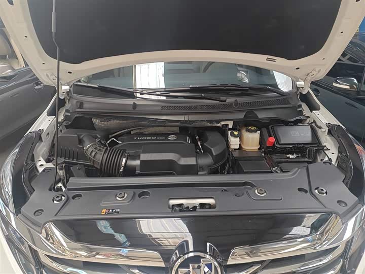 Фото 20 - Buick GL8 ES