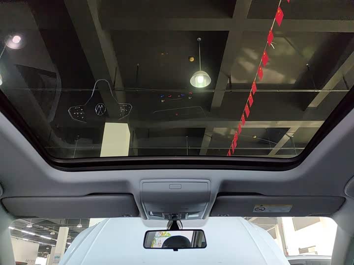 Фото 18 - Volkswagen Tiguan L Pro