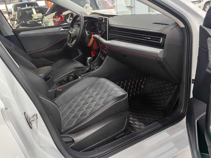 Фото 7 - Volkswagen Sagitar L