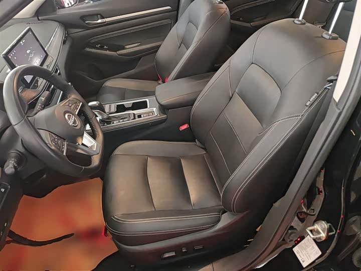 Фото 15 - Nissan Teana