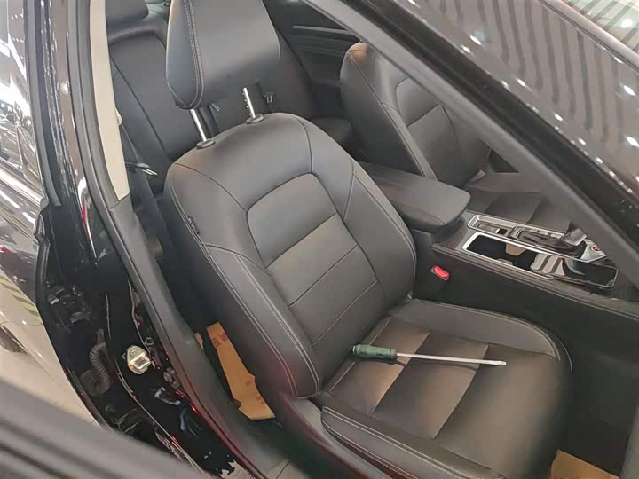 Фото 25 - Nissan Teana