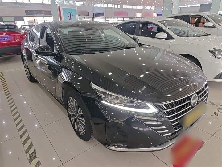 Фото 4 - Nissan Teana