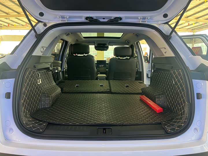 Фото 13 - Chery Jaecoo J7 (Explore 06)