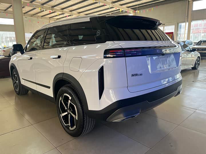 Фото 9 - Chery Jaecoo J7 (Explore 06)