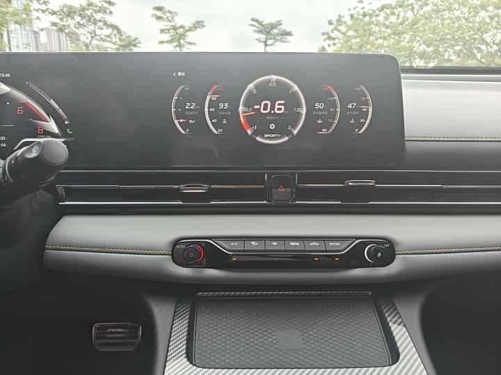 Фото 17 - GAC Trumpchi Empow R