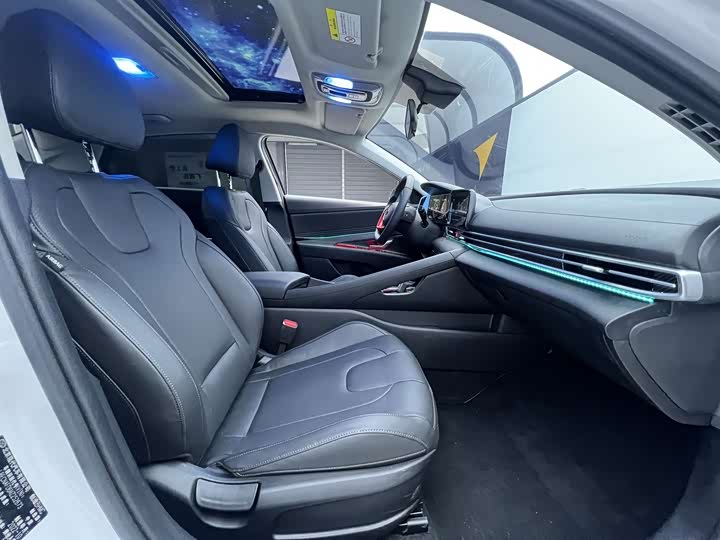 Фото 20 - Hyundai Elantra N line