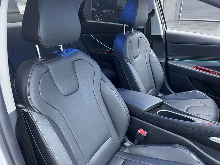 Фото 22 - Hyundai Elantra N line