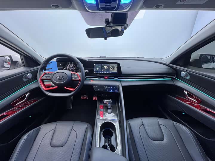 Фото 24 - Hyundai Elantra N line