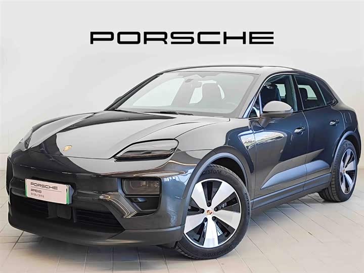 Фото 1 - Porsche Macan EV