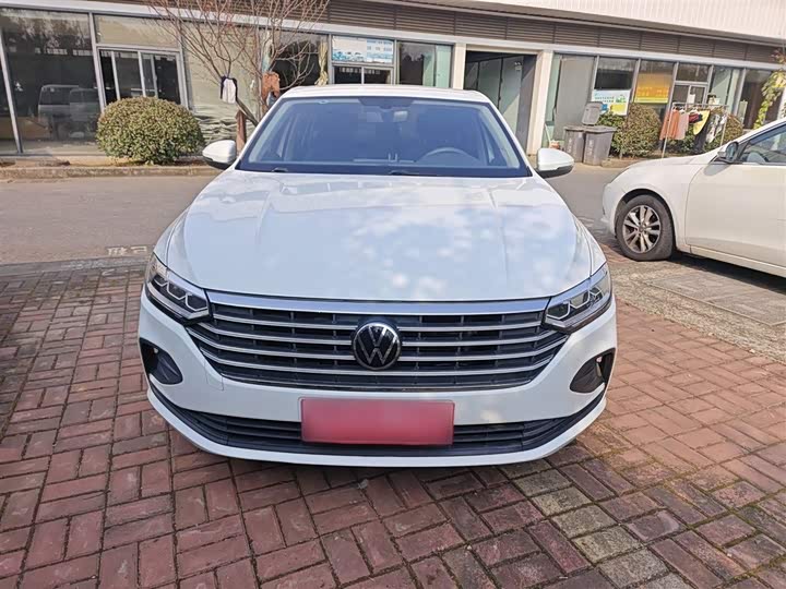 Фото 3 - Volkswagen Lavida