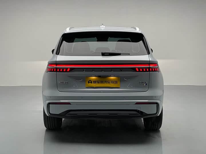 Фото 19 - Geely Monjaro