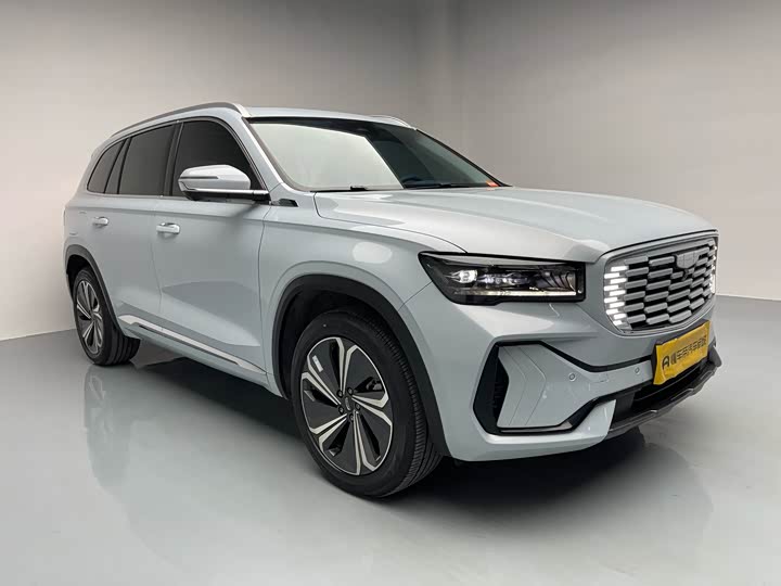 Фото 20 - Geely Monjaro