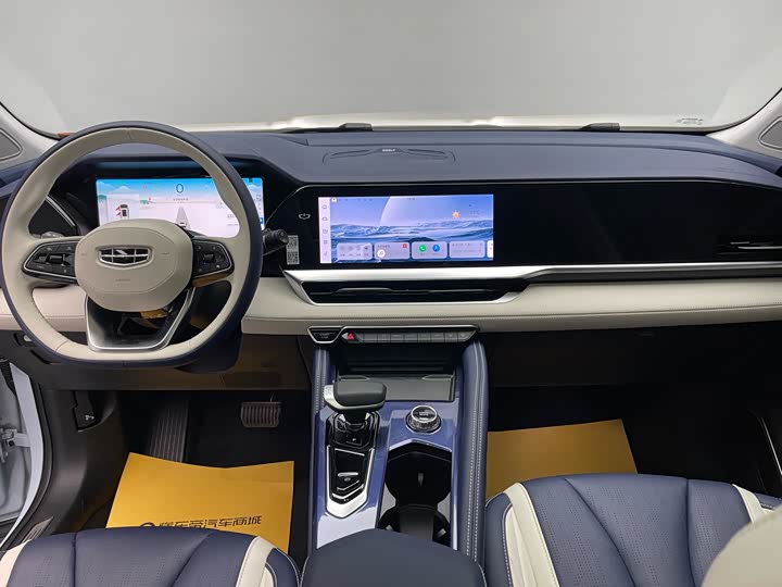 Фото 9 - Geely Monjaro