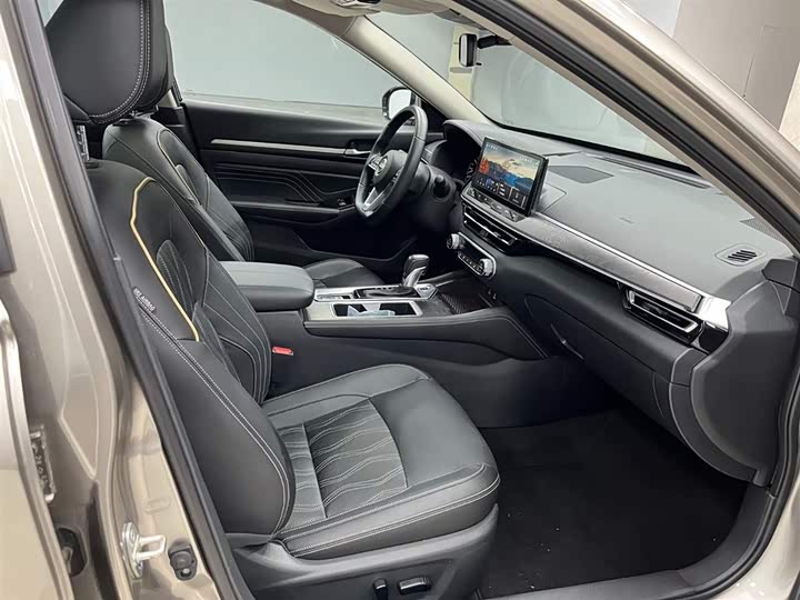 Фото 13 - Nissan Teana