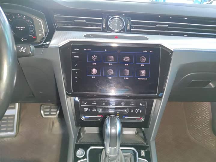 Фото 13 - Volkswagen Magotan GTE Hybrid