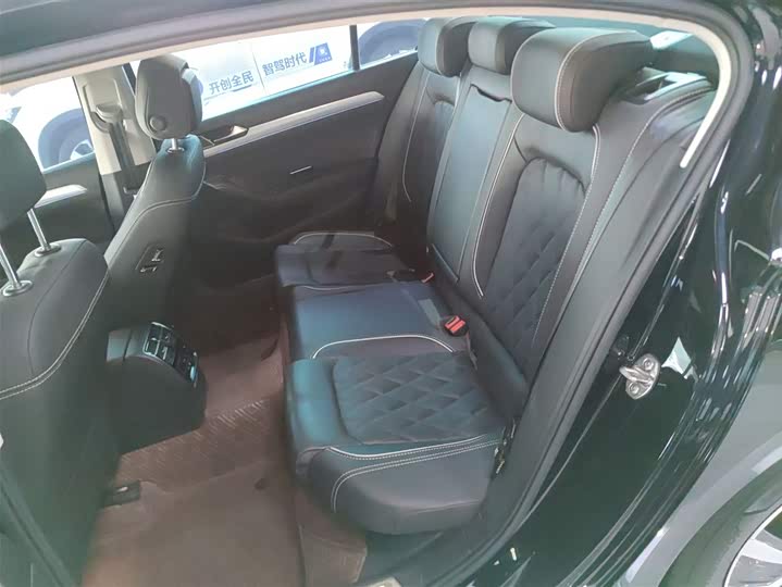 Фото 17 - Volkswagen Magotan GTE Hybrid