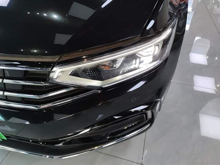 Фото 24 - Volkswagen Magotan GTE Hybrid