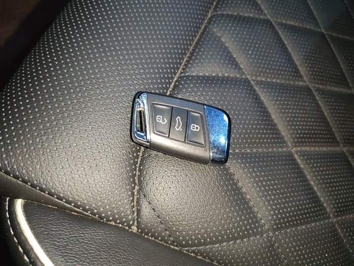 Фото 9 - Volkswagen Magotan GTE Hybrid