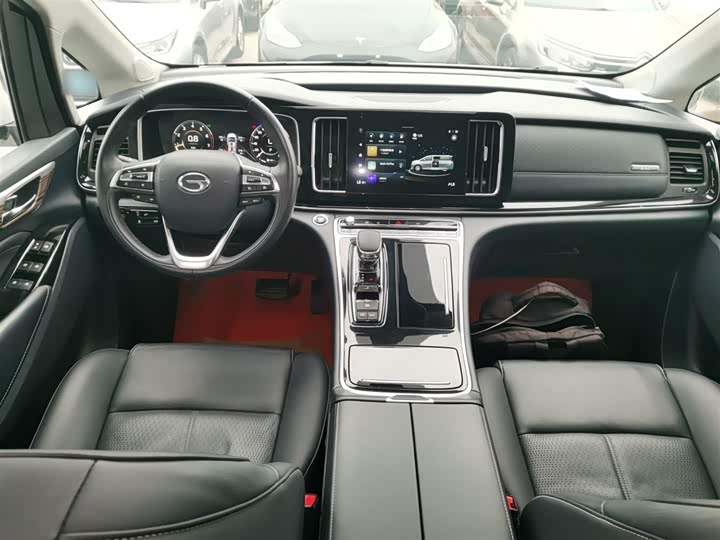 Фото 10 - GAC Trumpchi M8