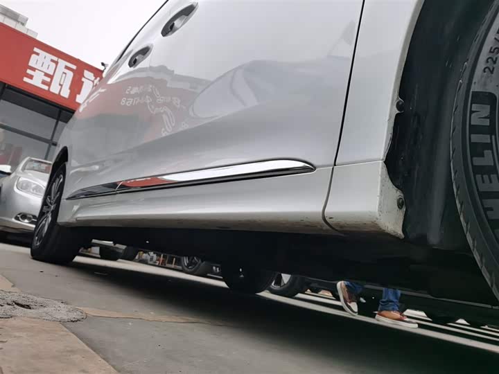 Фото 21 - GAC Trumpchi M8