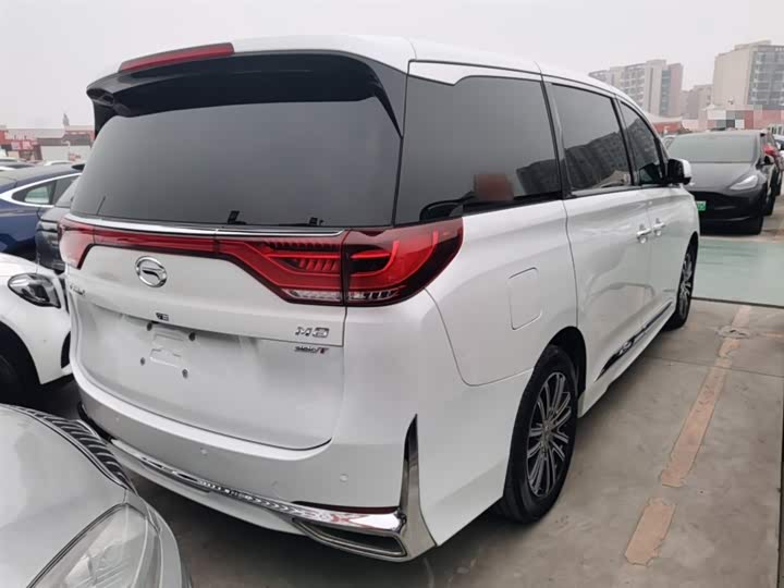 Фото 7 - GAC Trumpchi M8