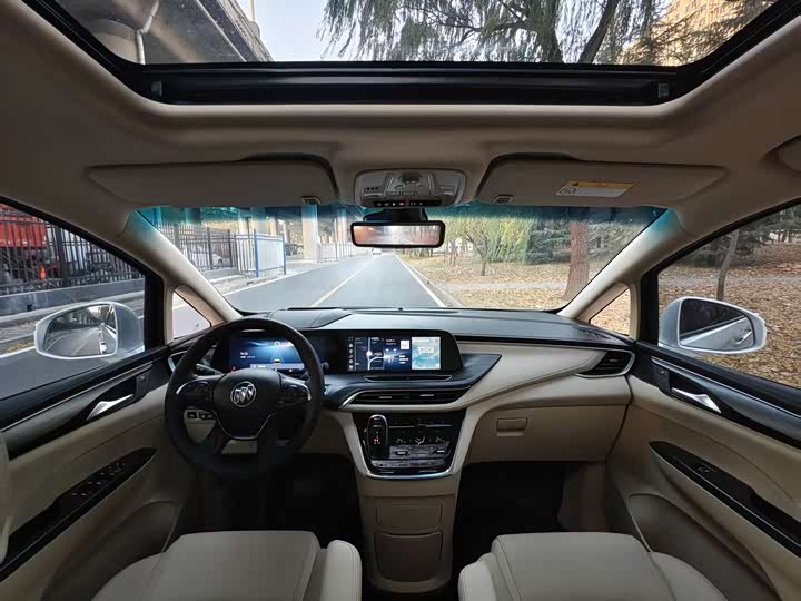 Фото 11 - Buick GL8 ES