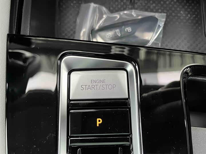 Фото 4 - Volkswagen Teramont X