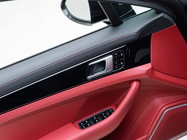 Фото 15 - Porsche Panamera