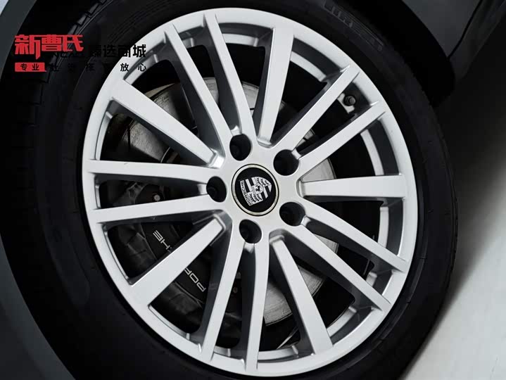 Фото 6 - Porsche Panamera