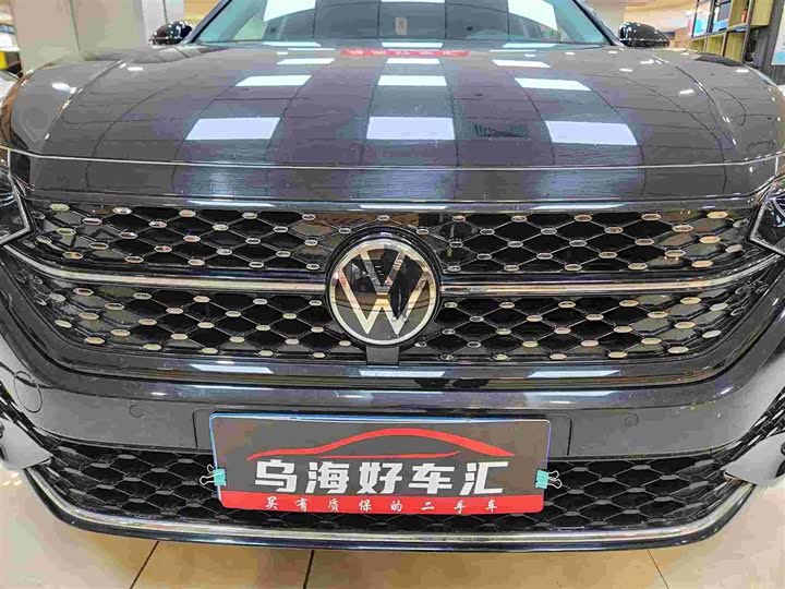 Фото 20 - Volkswagen Passat