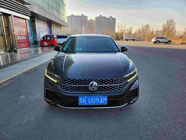 Фото 3 - Volkswagen Passat