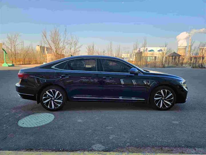 Фото 5 - Volkswagen Passat