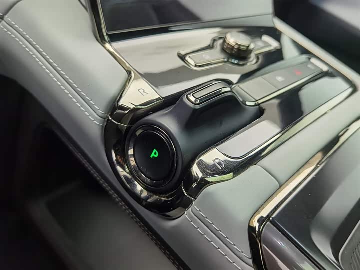 Фото 13 - Nio ES8